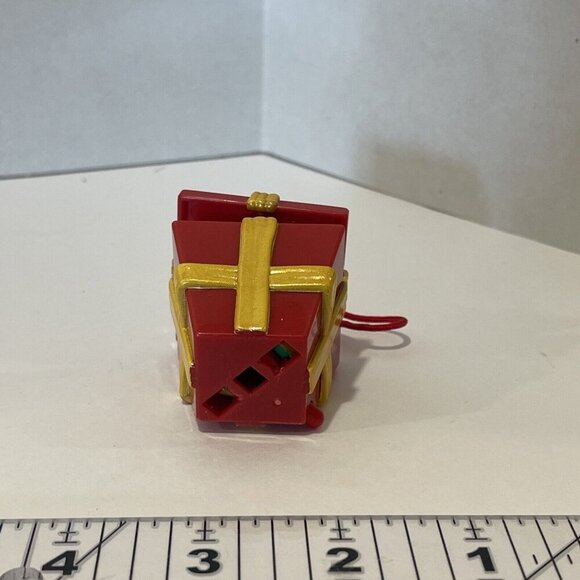 M &‎ M's Red/Green Pop Up Gift Box Present Christmas Ornament WORKS Mars Inc. - Picture 6 of 13